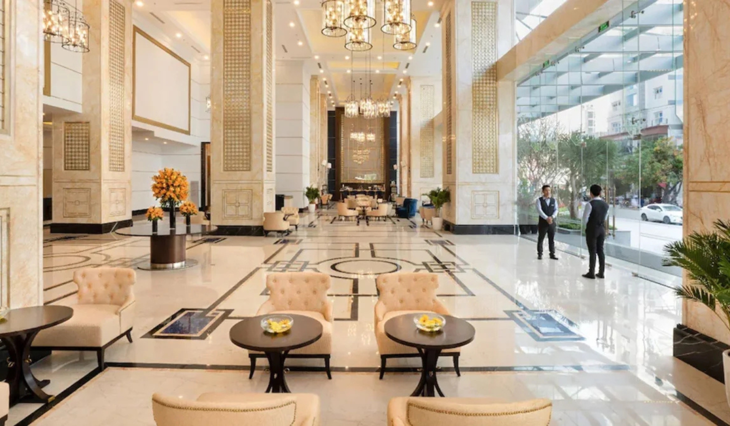 Vinpearl Beachfront Nha Trang - NiceGolf