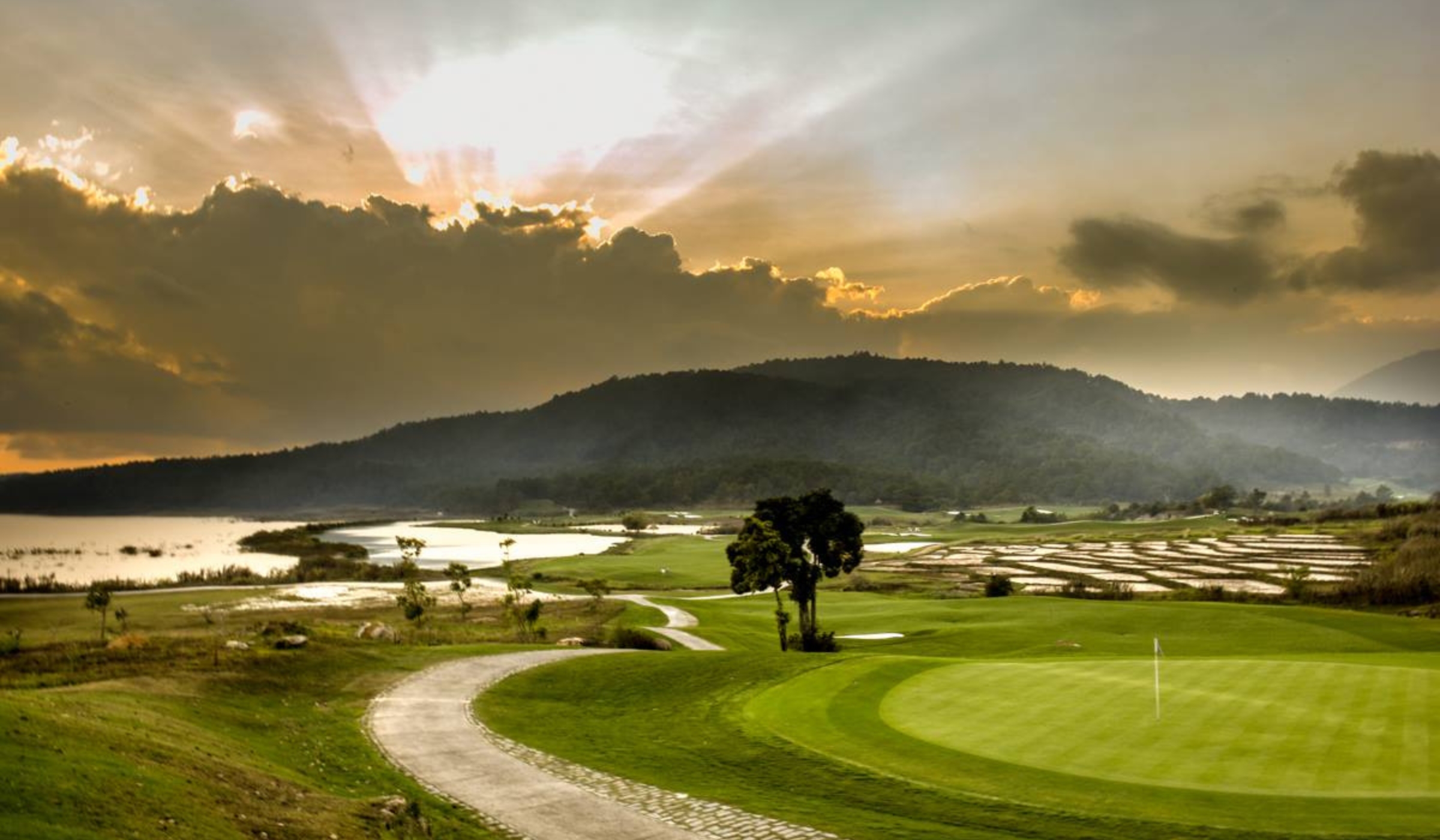 The Dalat at 1200 Golf Club - Nicegolf
