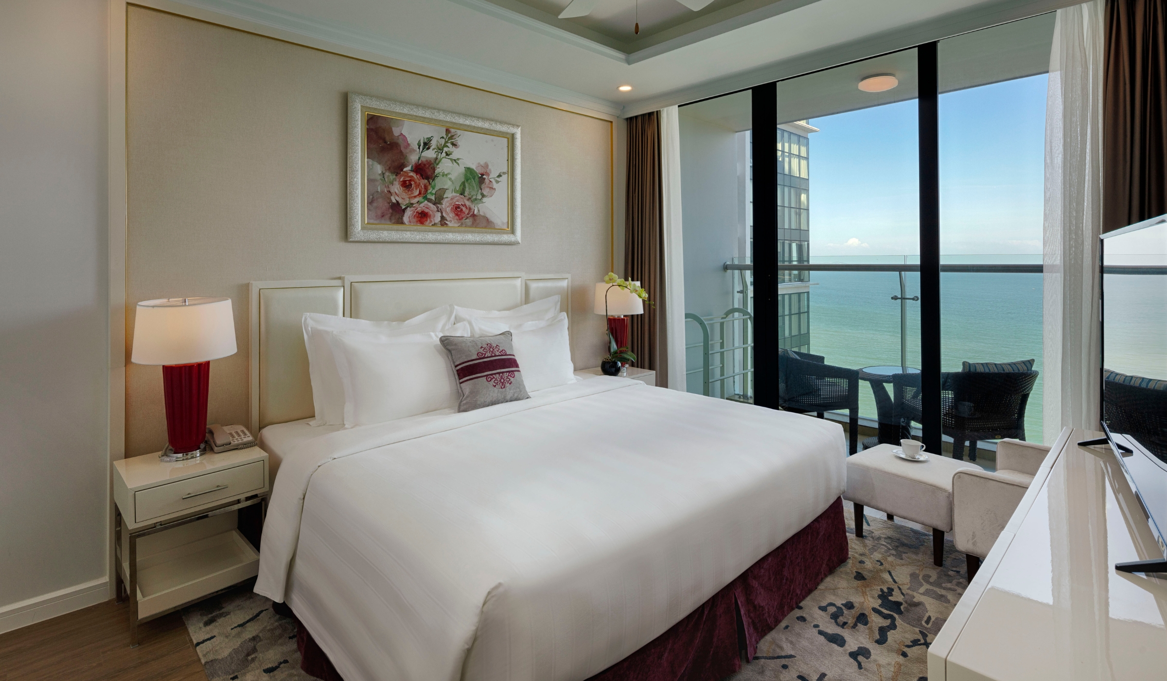 Grand 2-Bedroom Ocean View