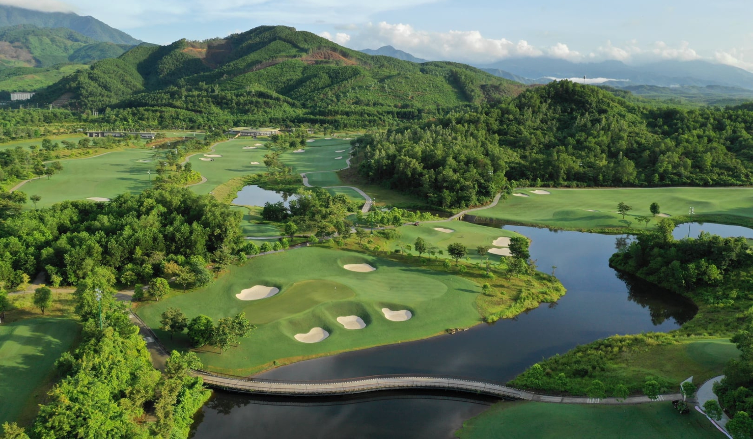 Eschuri Vũng Bầu Golf - Nicegolf