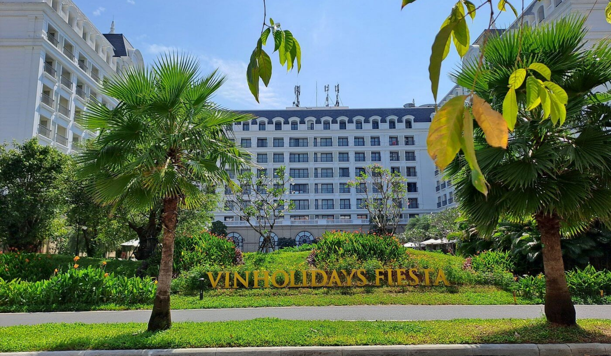 Stay & Play VinHolidays Fiesta Phú Quốc - Nicegolf
