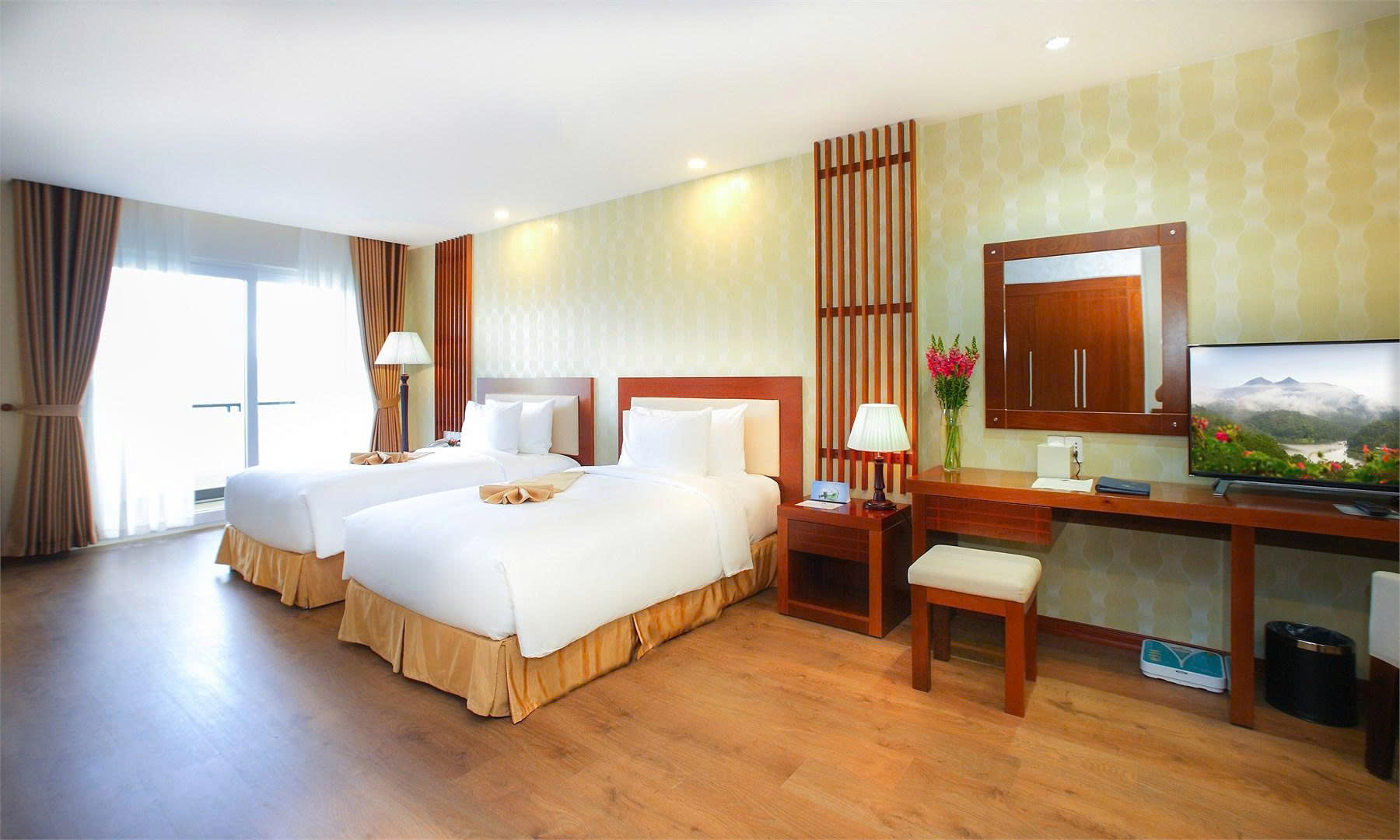 Valley Junior Suite