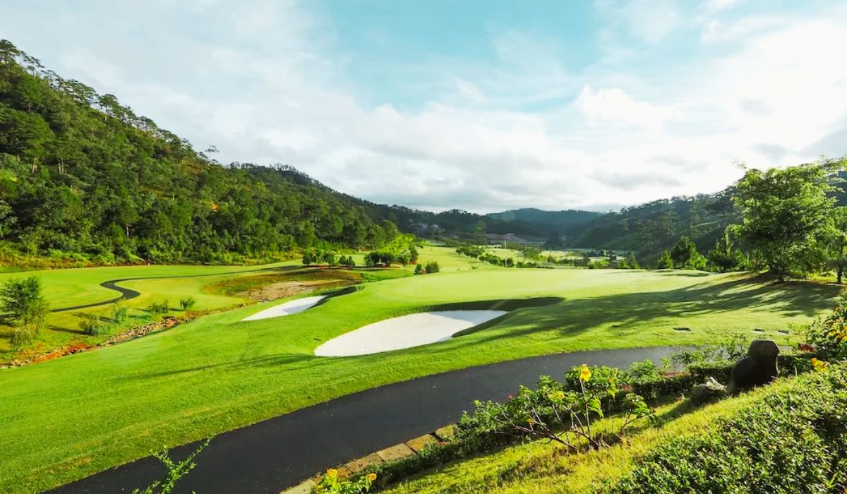SAM Tuyền Lâm Golf Club – Sân Golf Trong Rừng Thông Đẹp Nhất Đà Lạt
