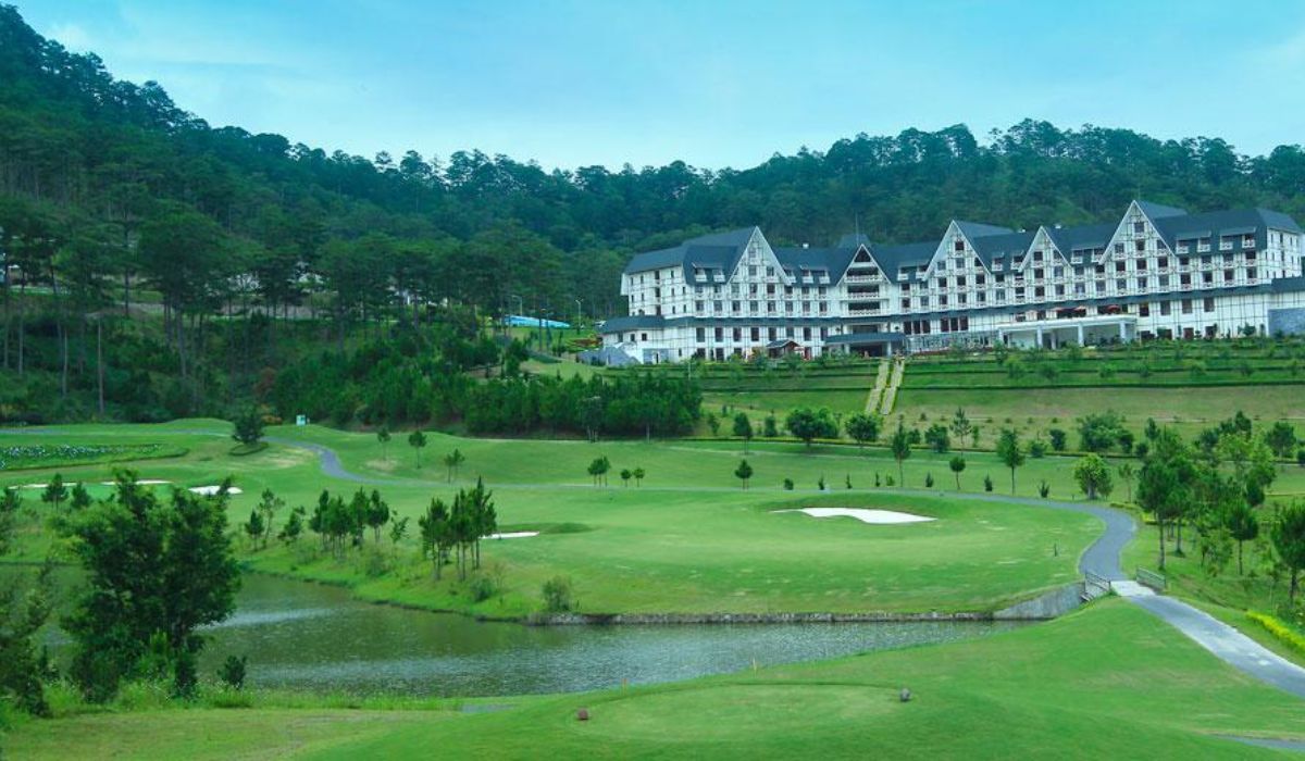 SAM Tuyền Lâm Golf Club – Sân Golf Trong Rừng Thông Đẹp Nhất Đà Lạt