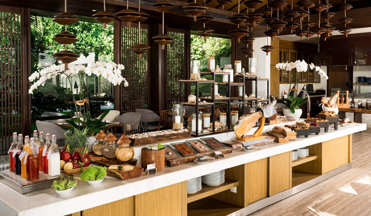 Tee Time Và Bữa Sáng Tại Khách Sạn