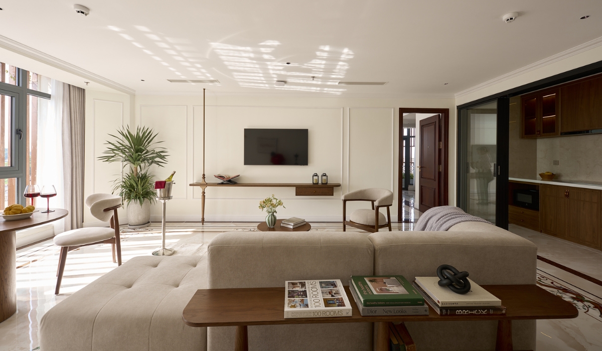 Grand Suite City View with Bathtub